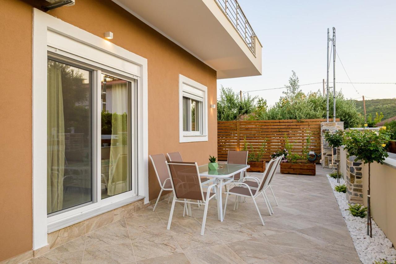 Orea Homes Ammoudia Exterior photo
